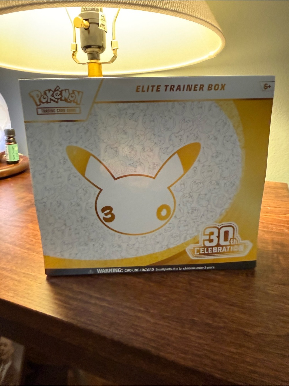 30th Celebration Pokémon ETB -sealed